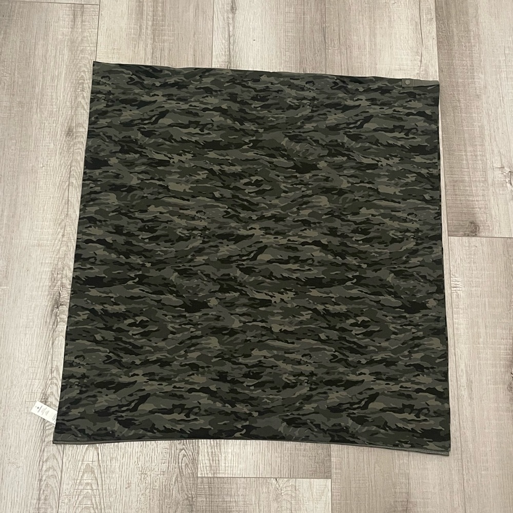 Lululemon Vinyasa Scarf